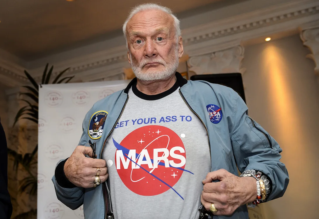 buzz aldrin internal moon day