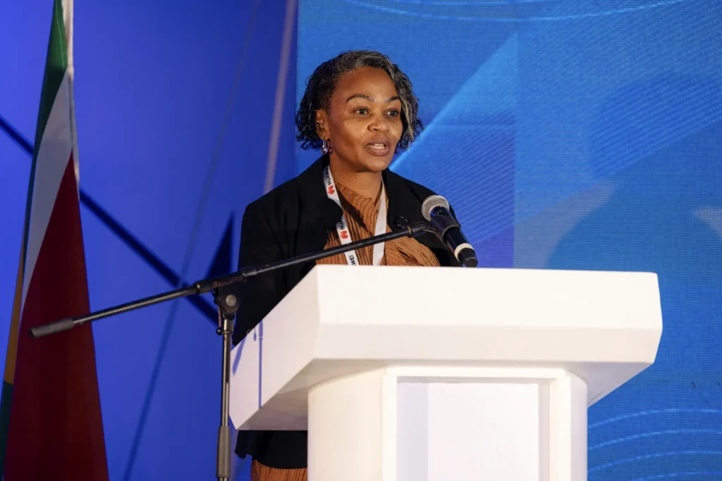 Pearl Schrimpton, Enterprise & Public Sector Executive, Openserve